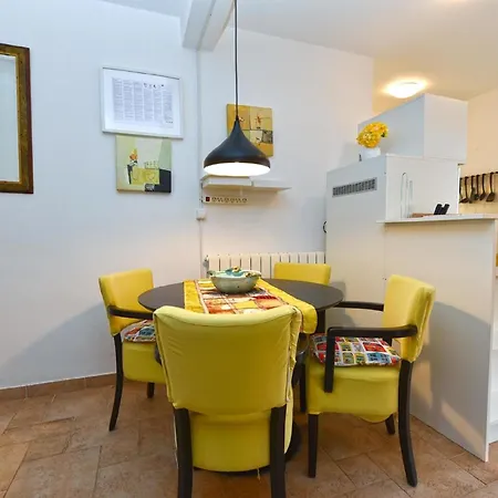 Apartment Fuer 2 Personen Ca 40 Qm In Barbariga, Istrien Istrische Riviera